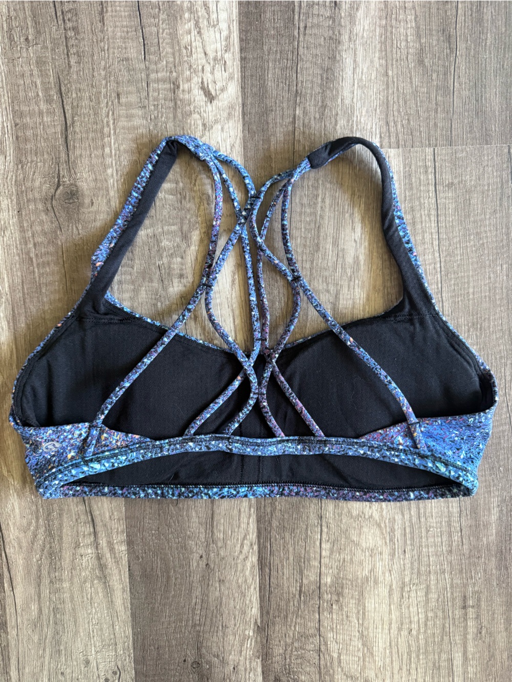 Lululemon Sports Bra Lululemon Blue Energy Bra Size 8 Mermaid Strive Multi Black - Picture 4 of 9
